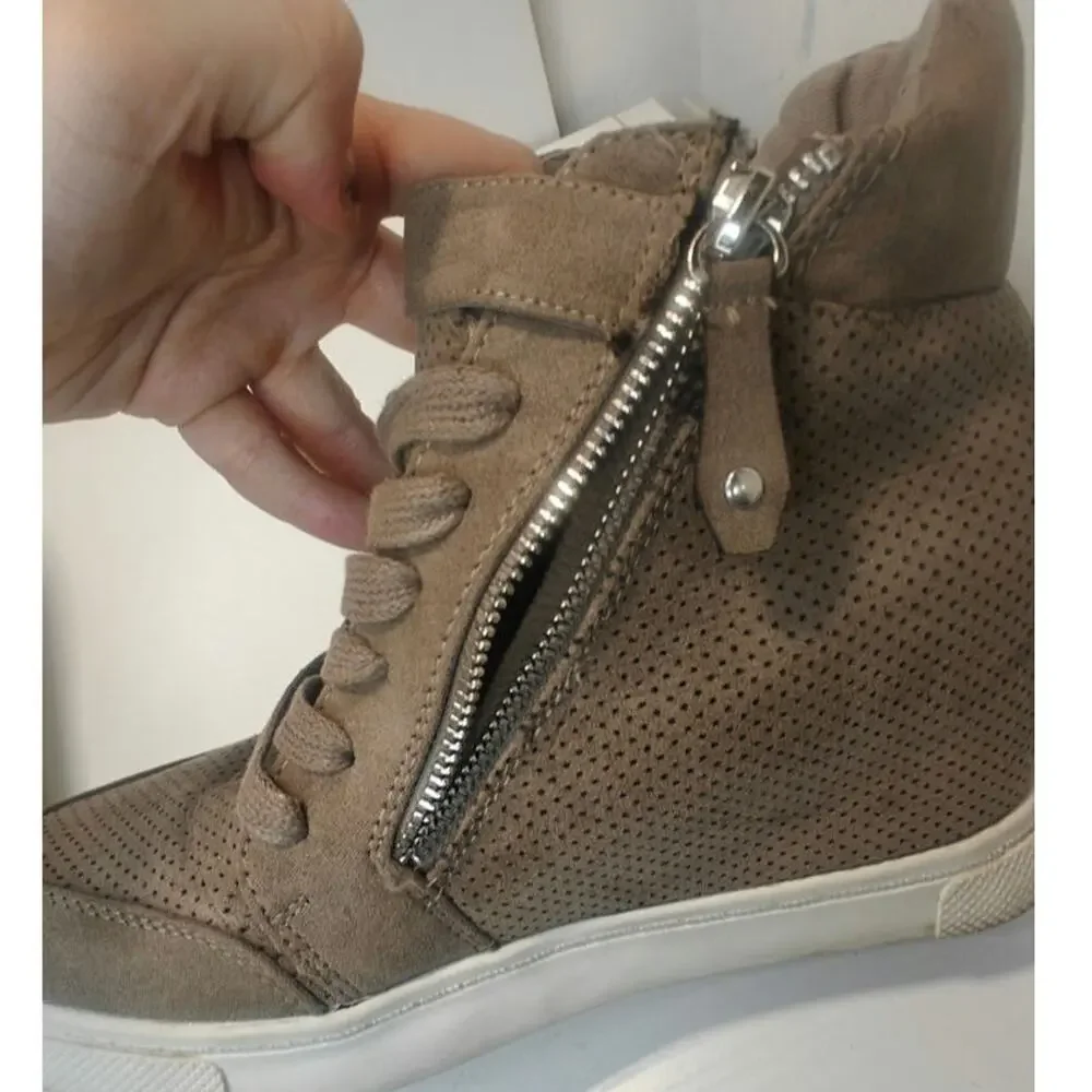Steve Madden vintage sneaker